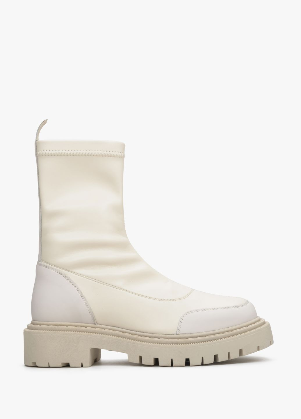Осенние ботинки, цвет молочный Estro