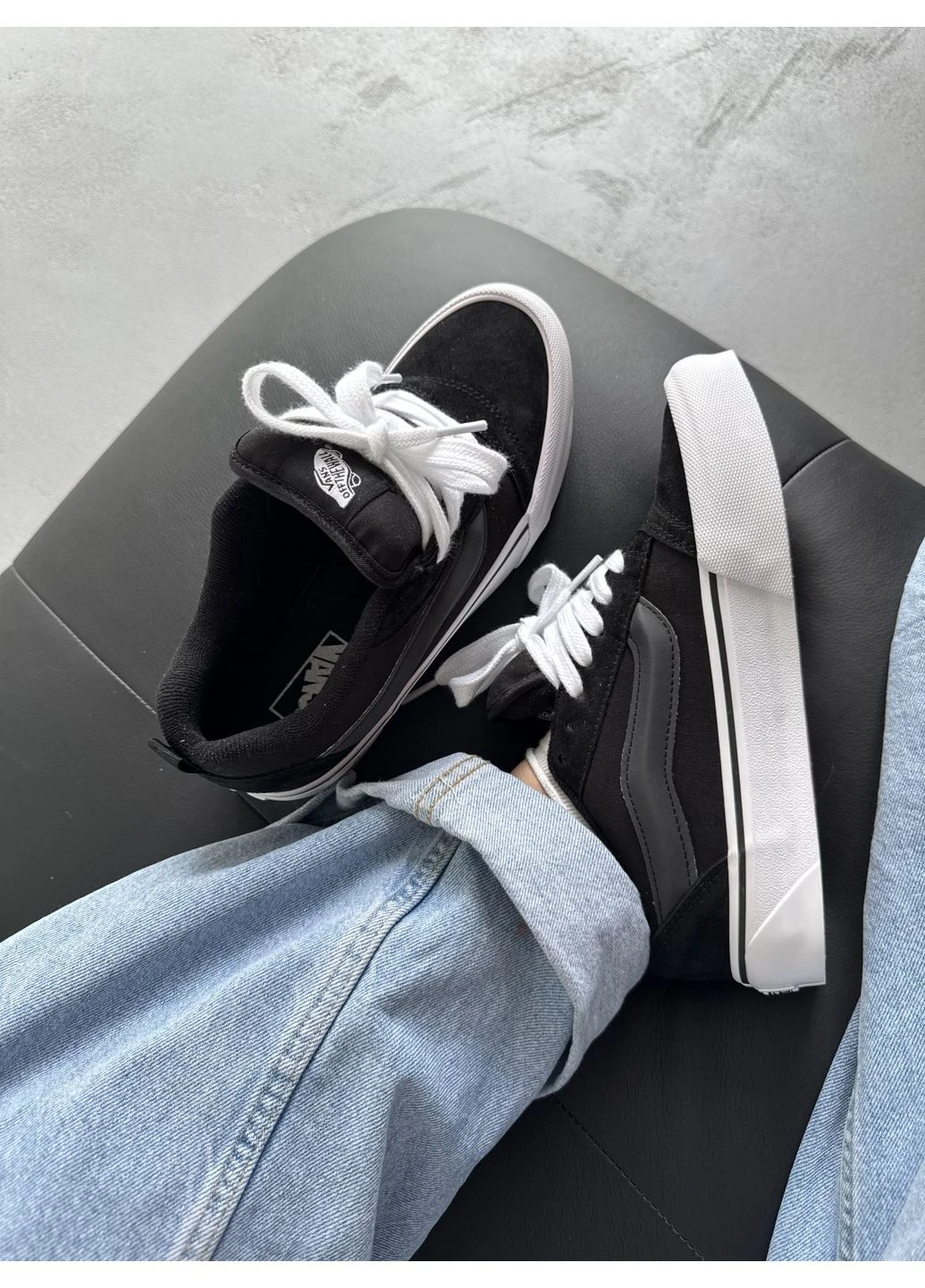 Черно-белые демисезонные кроссовки мужские и женские vans knu skool black white | ванс кну скул черно-белые No Brand
