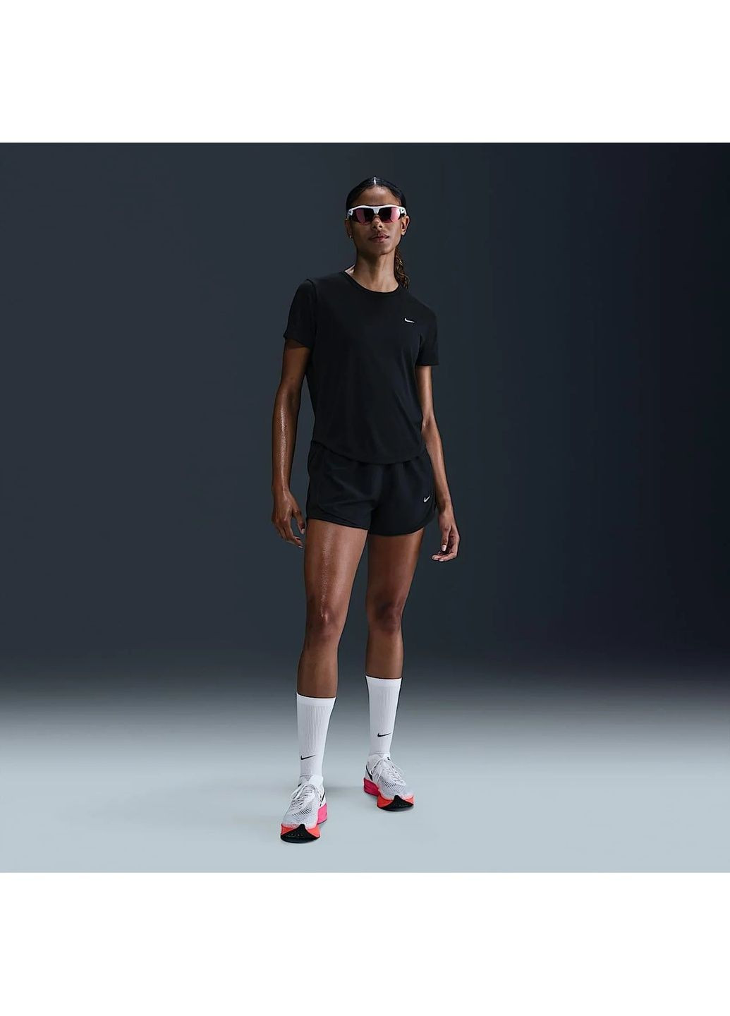 Футболка жіноча Tempo Df Ss Top Black Nike - (365962672)