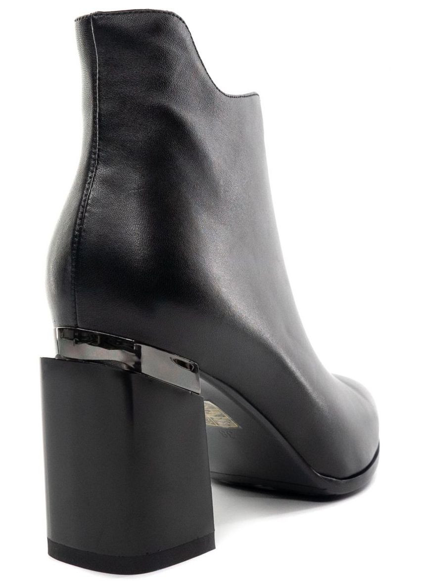 Черные демисезонная кожаные ботильоны 4063 Veritas