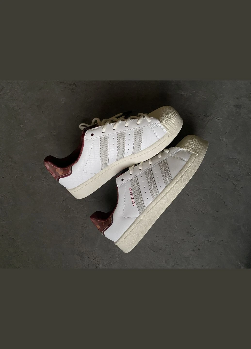 Кроссовки женские Adidas Superstar white red | Адидас Суперстар белые красные No Brand белые демисезоны (316663545)