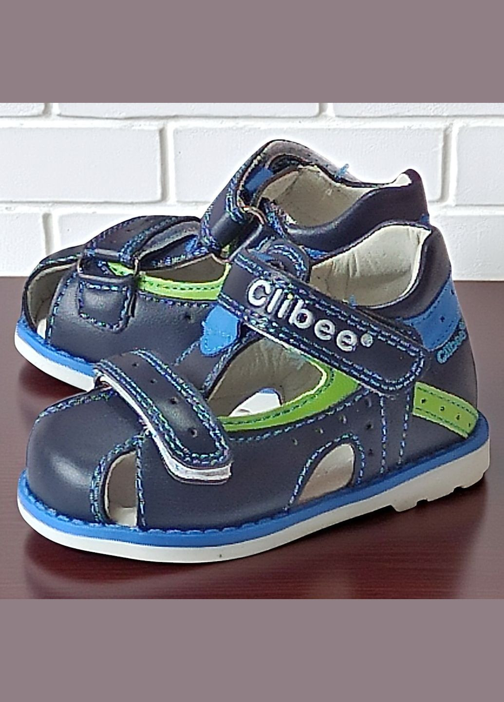 Ортопедичні закриті босоніжки для хлопчика сандалії на липучках Клібі Clibee (334305339)