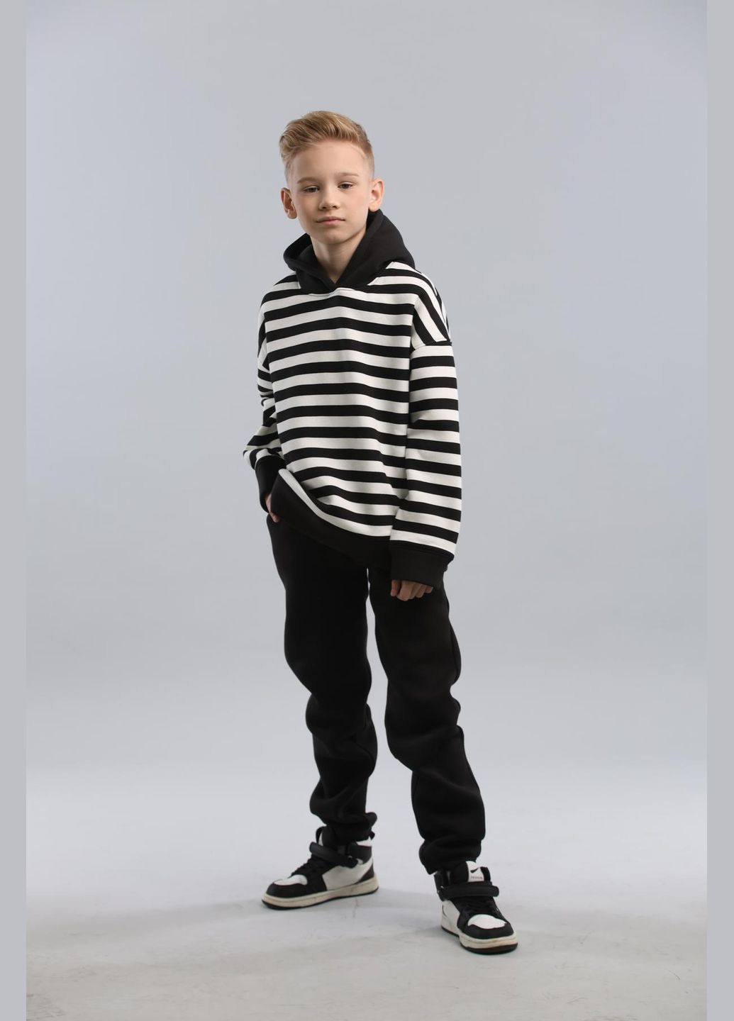 Черный демисезонный костюм подростковый на флисе брючный IRmAS оверсайз