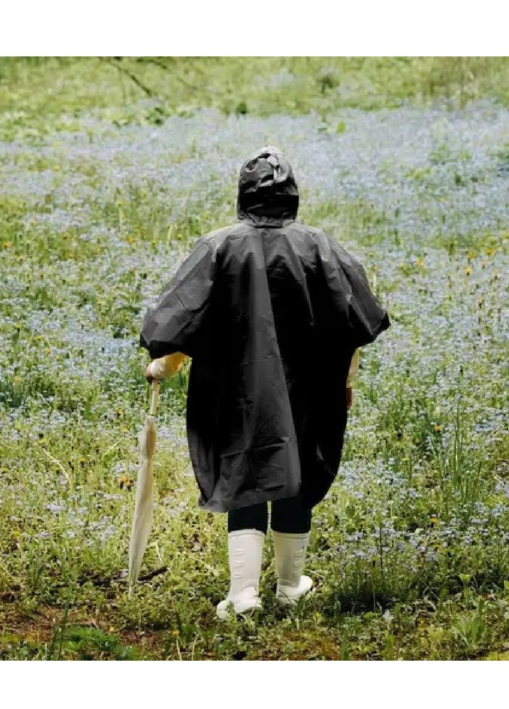 Дождевик плащ пончо с капюшоном чехлом футляром защита от дождя для детей взрослых 130х115 см (476849-Prob) Черный Unbranded (291984586)