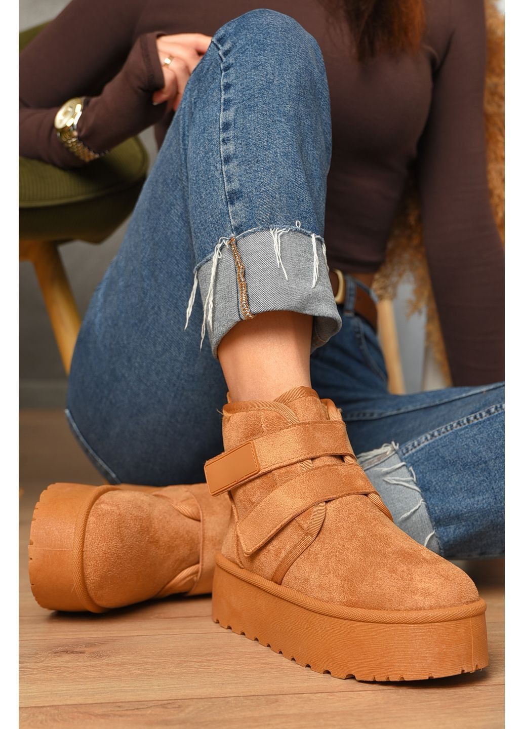 Уггі жіночі на хутрі пісочного кольору Let's Shop (364485032)