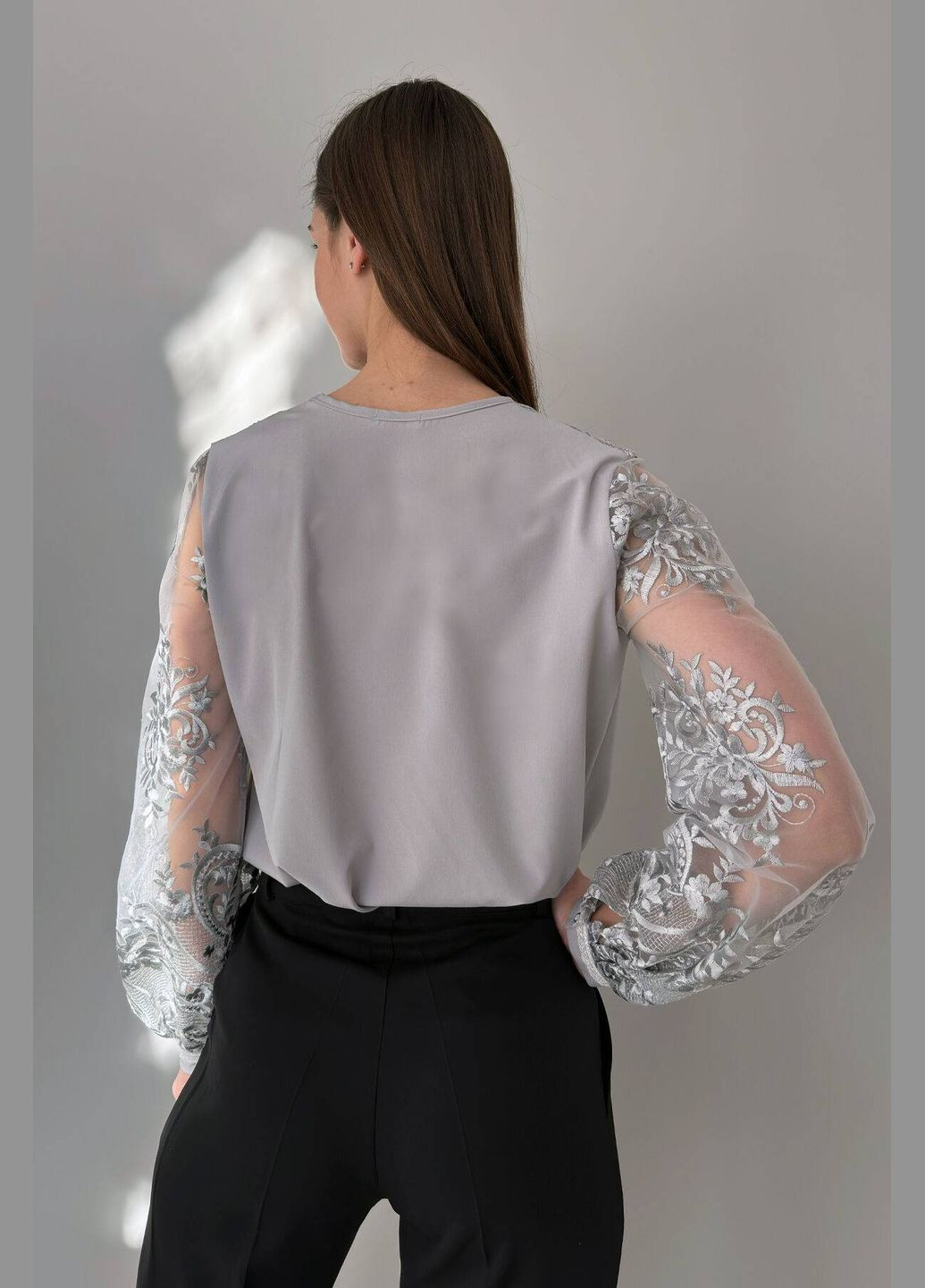 Сіра блуза Nenka