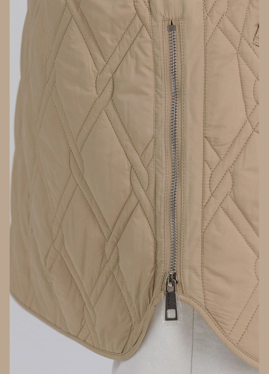 Бежевая демисезонная куртка больших размеров Lora