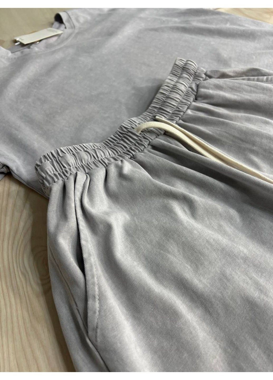 Костюм женский De Red 6726 тай-дай футболка с шортами хлопок оверсайз No Brand (331695899)