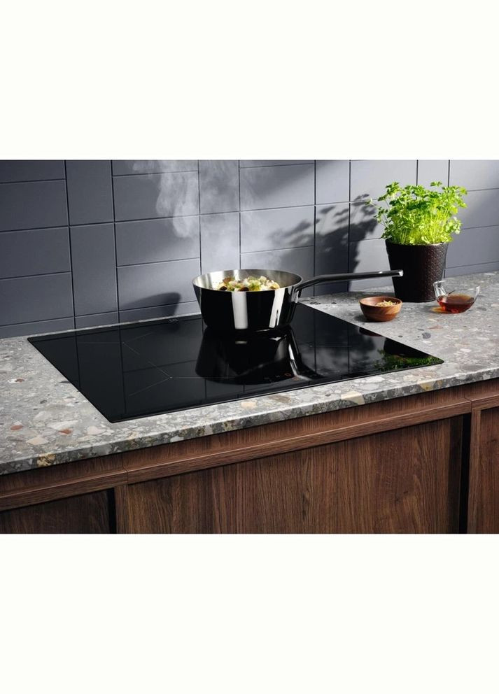 Варочная поверхность индукционная CIV634 Electrolux (332960778)