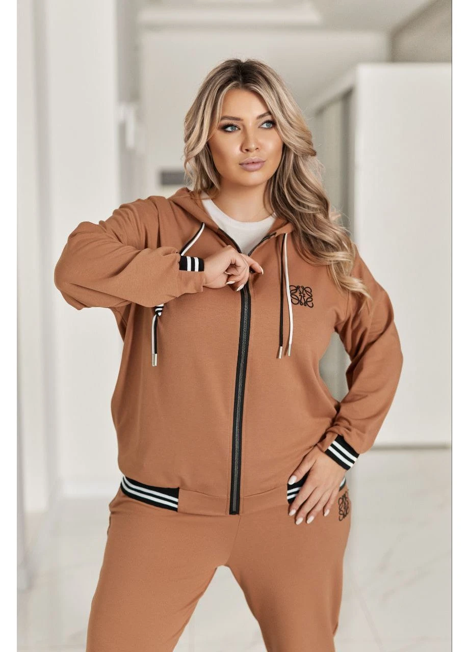 Стильний та зручний жіночий спортивний костюм No Brand (381793222)