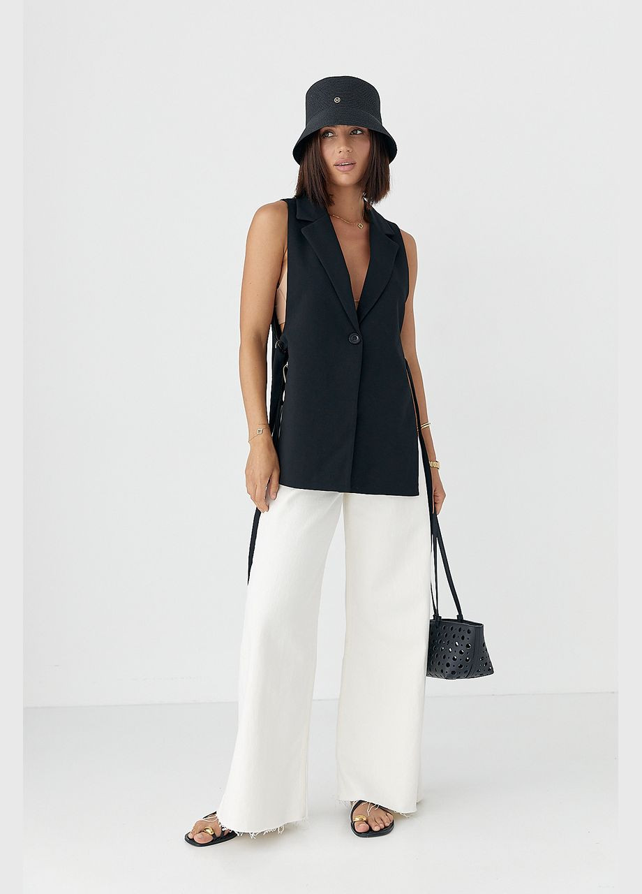 Жіночий класичний подовжений жилет - молочний колір Lurex (340917609)