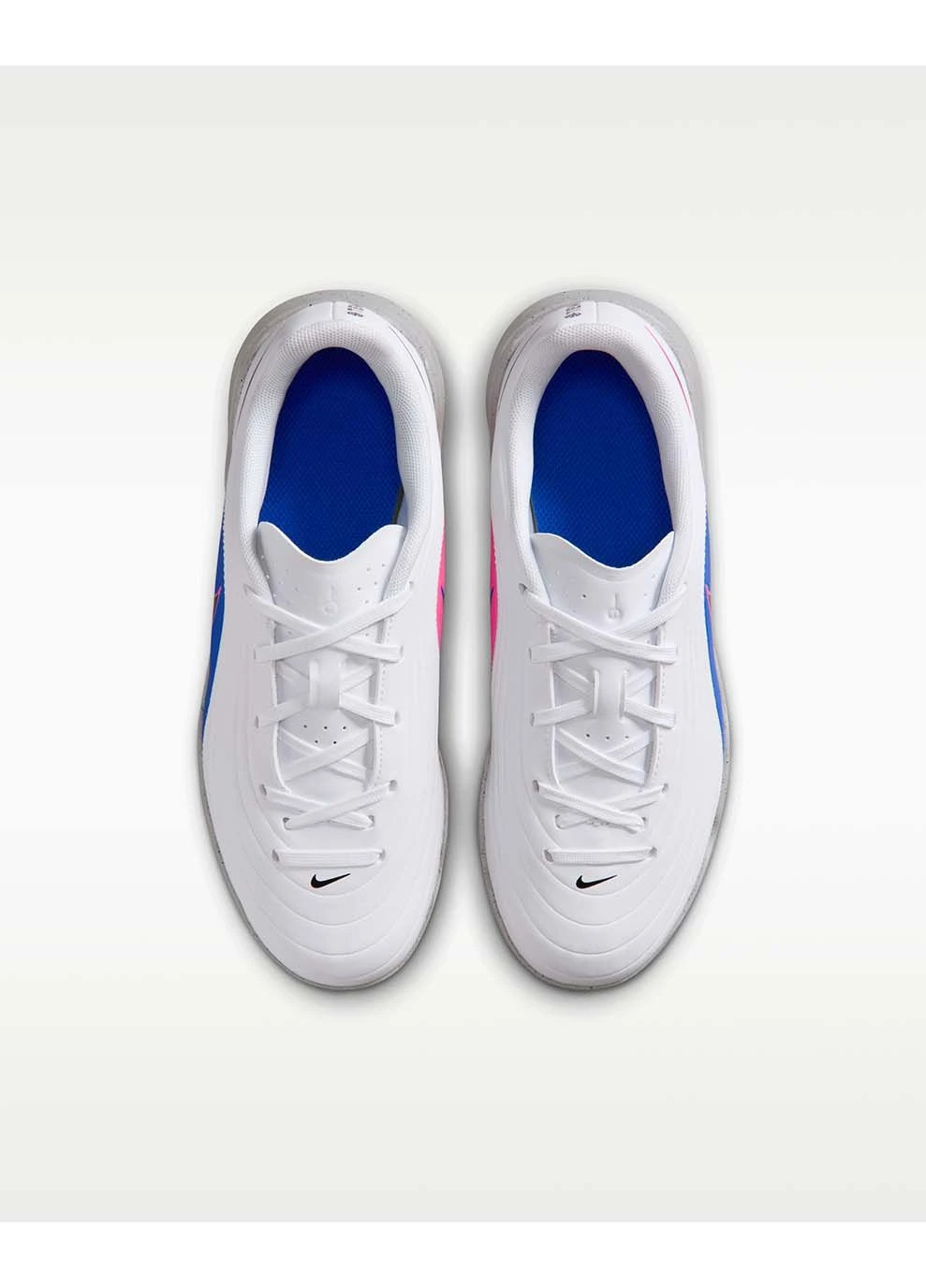 Белые детские футзалки jr tiempo maestro club ic белый Nike