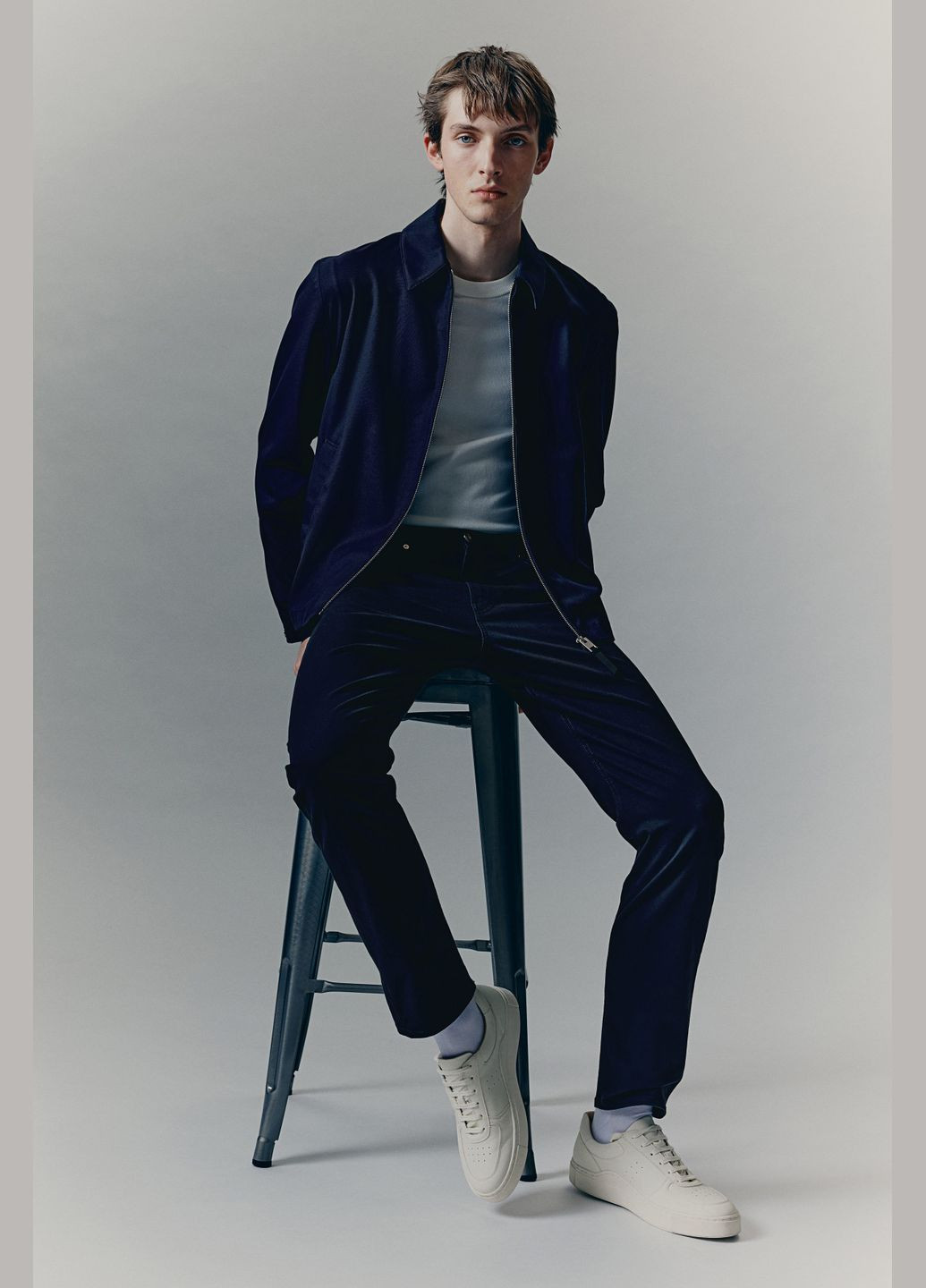 Темно-синие демисезонные джинсы H&M