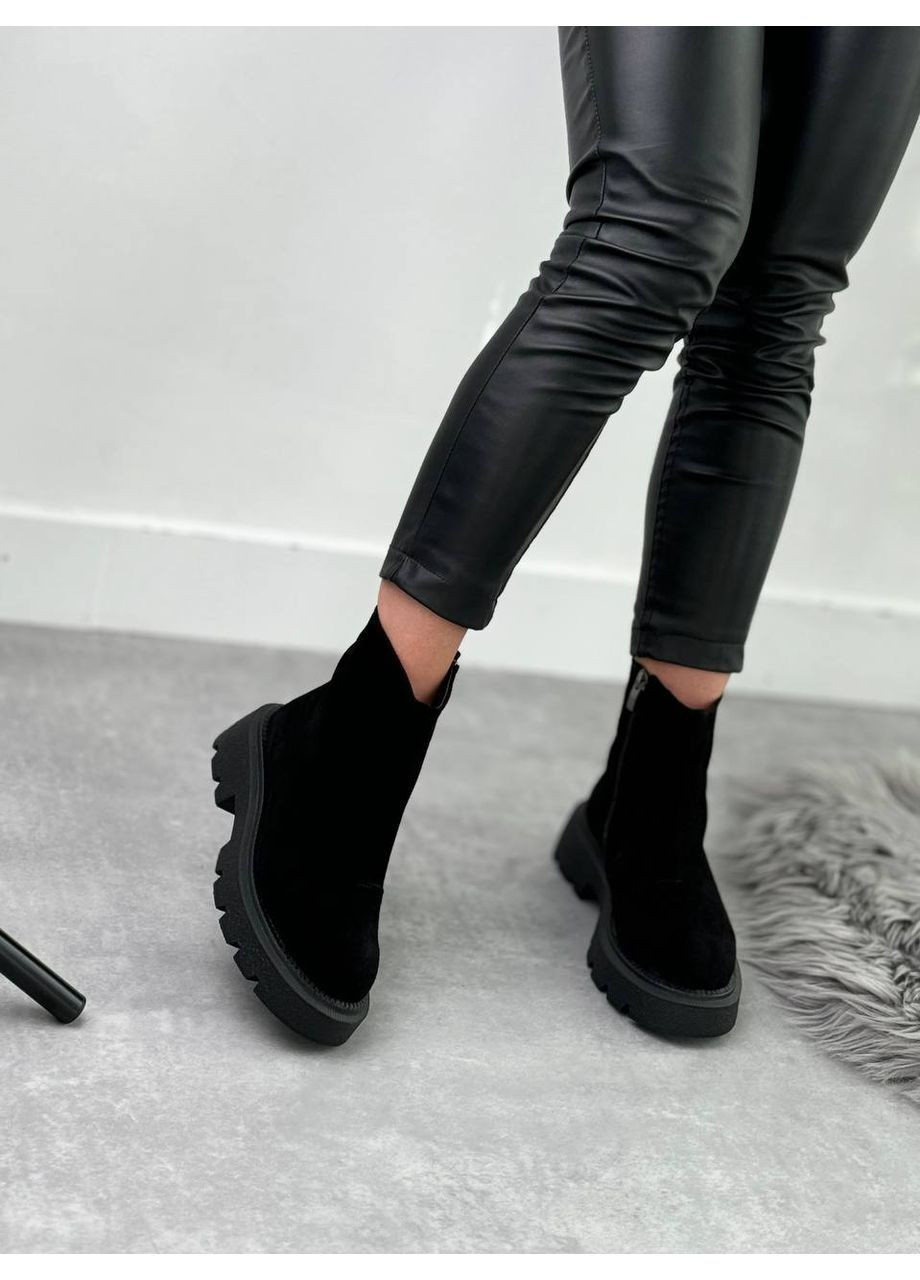 Жіночі зимові черевики з натуральної замші Rosta, чорні, з напівшерстю, на масивній підошві No Brand (365756108)