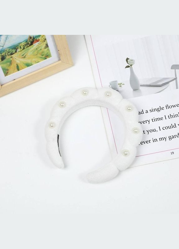 Пушистый мягкий обруч ободок для умывания и бьюти-процедур, Белый с камешками No Brand (334693338)