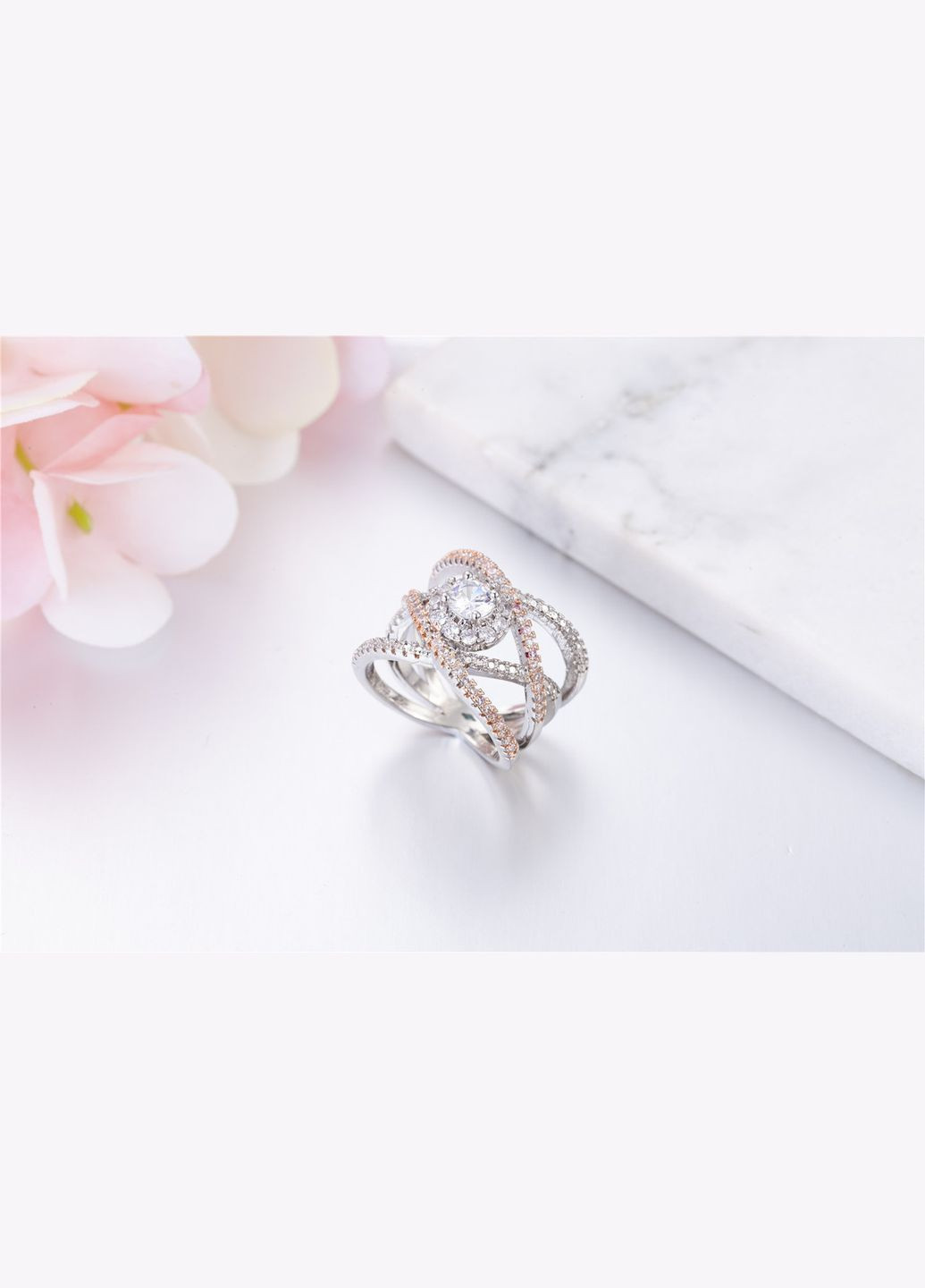 Жіноче широке кільце з неіржавкої сталі з камінням, колір срібло + золото, розмір 17 No Brand (311222761)