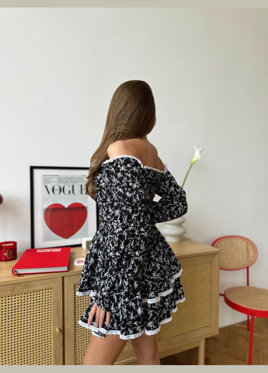 Черное красивое летнее черное платье с открытым декольте и длинным рукавом, короткое платье в цветочном принте из качественного софта No Brand