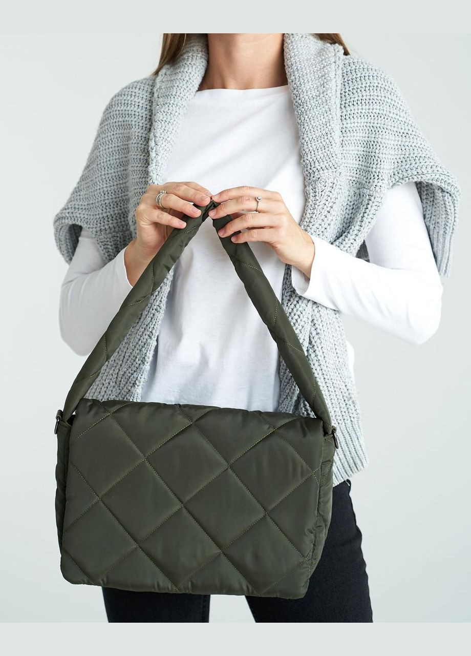 Жіноча сумка з нейлону на магнітах із зовнішньою кишенею оливкова «Лола» з нейлону WeLassie (307286855)