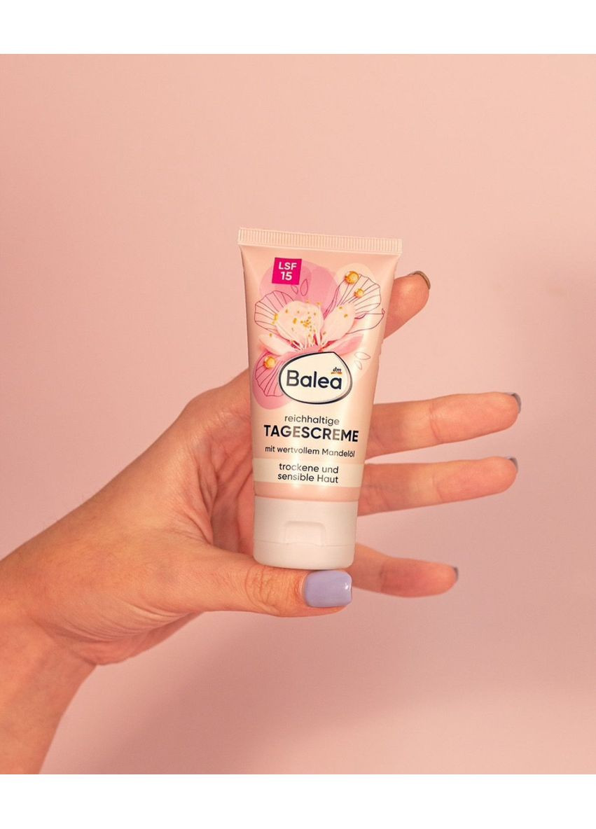 Зволожуючий крем з мигдальним маслом для сухої шкіри SPF15 Gesichtscreme reichhaltig LSF 15, 50 ml Balea (366889570)