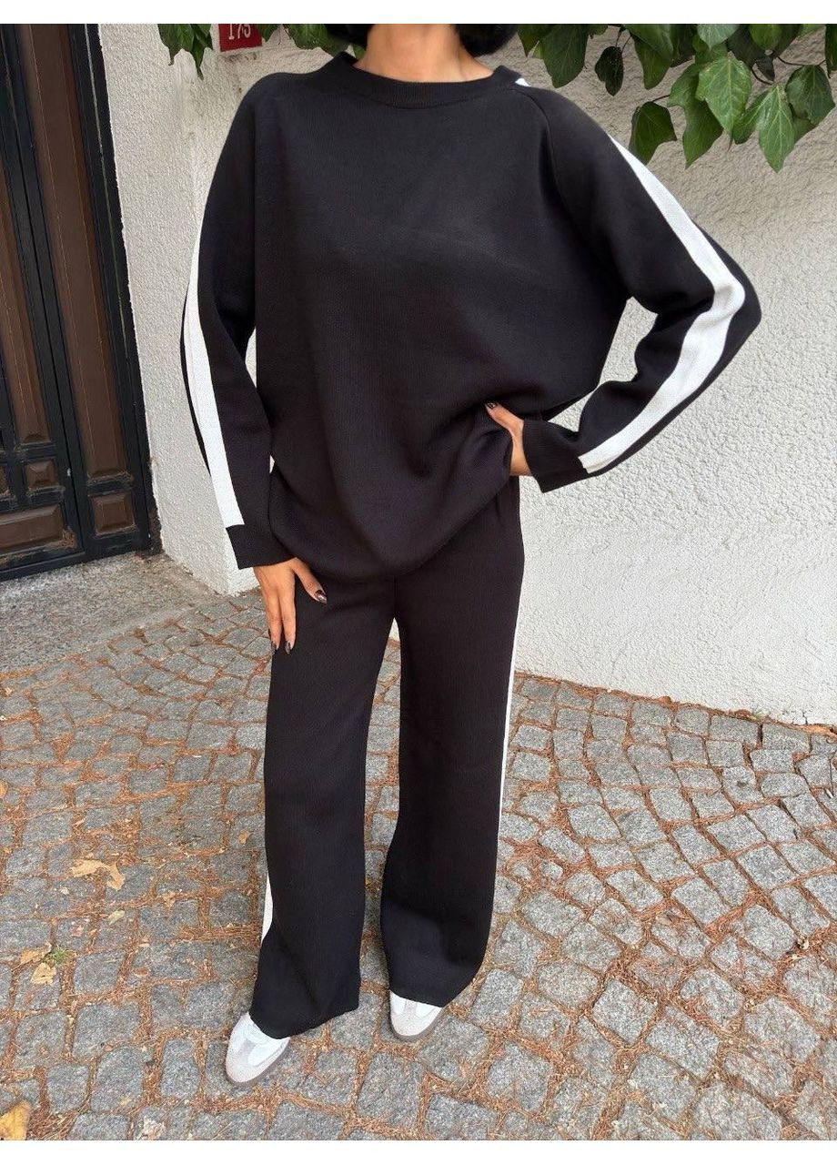 Стильный трикотажный костюм с контрастными лампасами Sobe (370271505)