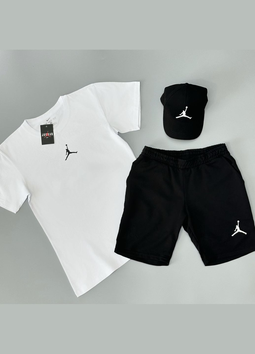 Летний мужской костюм 3в1 Air Jordan черно-белый No Brand (340272949)