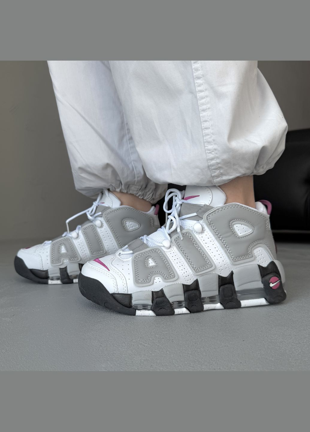 Кроссовки женские и мужские Nike Air More Uptempo 96 White Grey Black | Найк Аир Море Аптемпо 96 белые No Brand белые демисезоны (339604495)