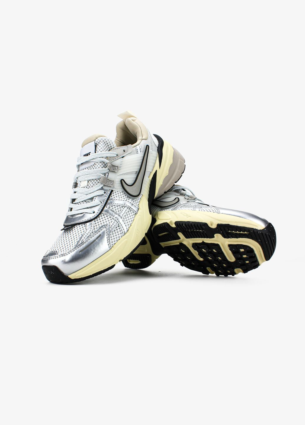 Білі Осінні кросівки чоловічі і жіночі nike v2k runtekk grey beige | найк в2к рантекк сірі бежеві No Brand