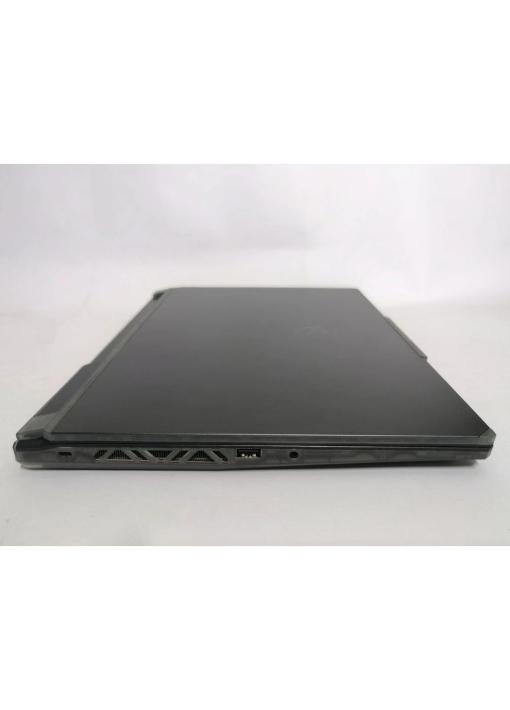 Ігровий ноутбук Cyborg 15 A12VE / 15.6" (1920x1080) IPS / Intel Core i5-12450H (8 (12) ядер по 3.3 - 4.4 GHz) / 8 GB DDR5 / 512 MSI (398143821)