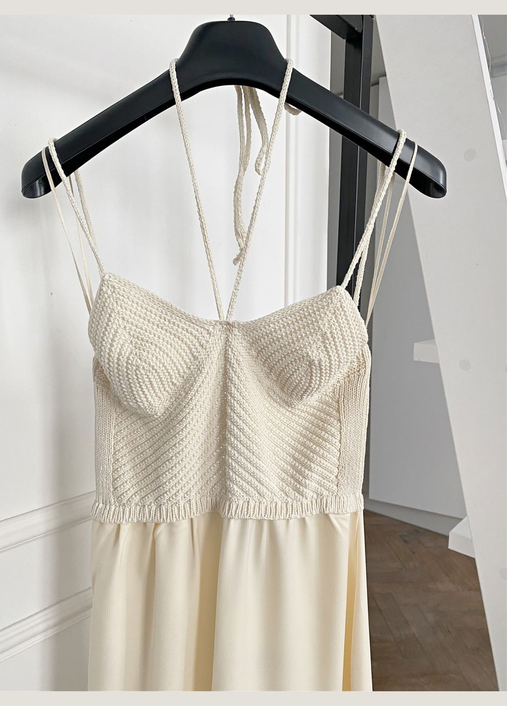 Молочна довга комбінована сукня Zara