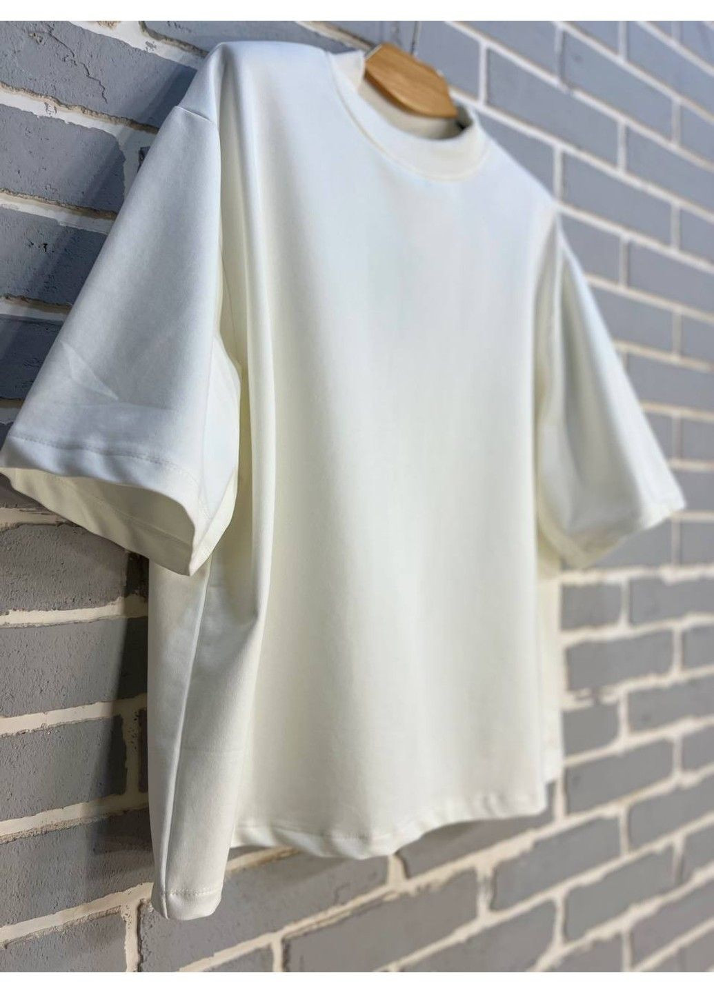 Футболка женская KEYYMOD 23688 оверсайз свободный крой с подплечниками one size No Brand - (315589177)