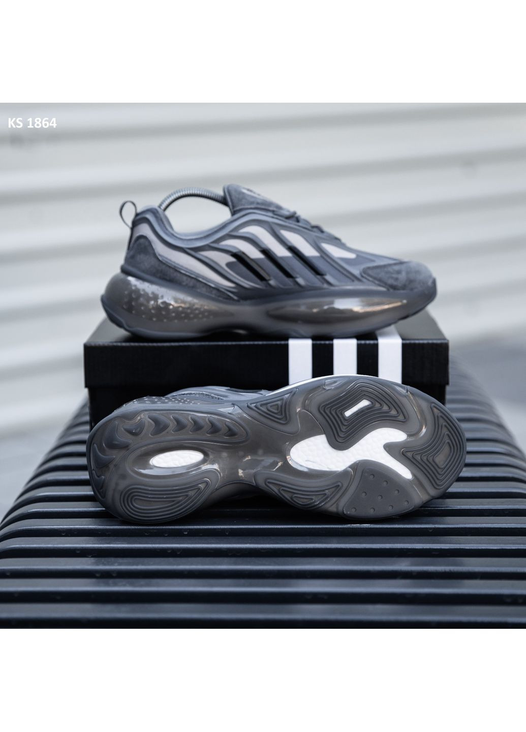 Цветные демисезонные кроссовки мужские adidas ozrah адидас No Brand