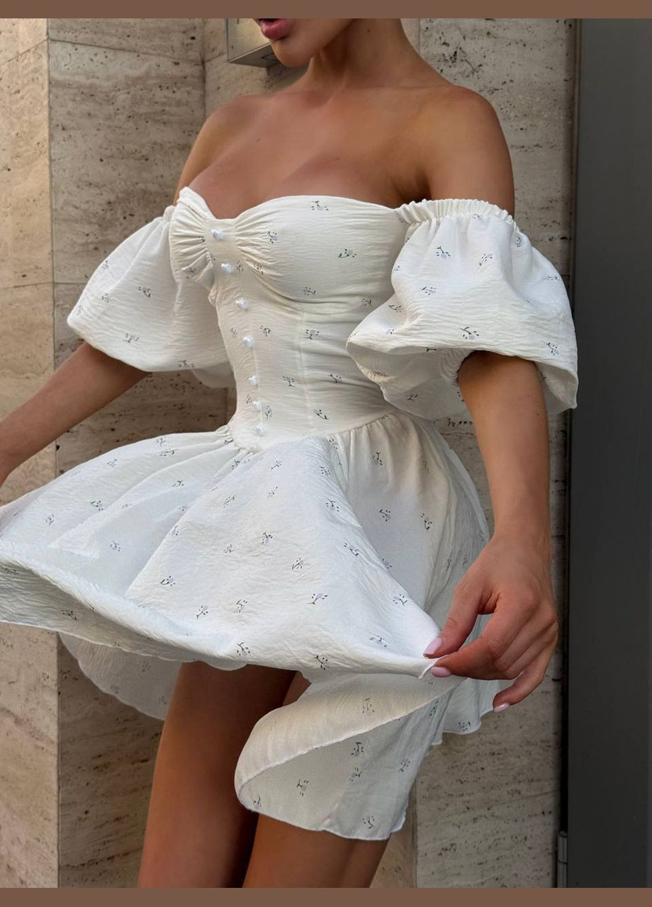 Белое белое в фиолетовый цветок повседневное платье из коттона с открытыми плечами и спиной No Brand с цветочным принтом