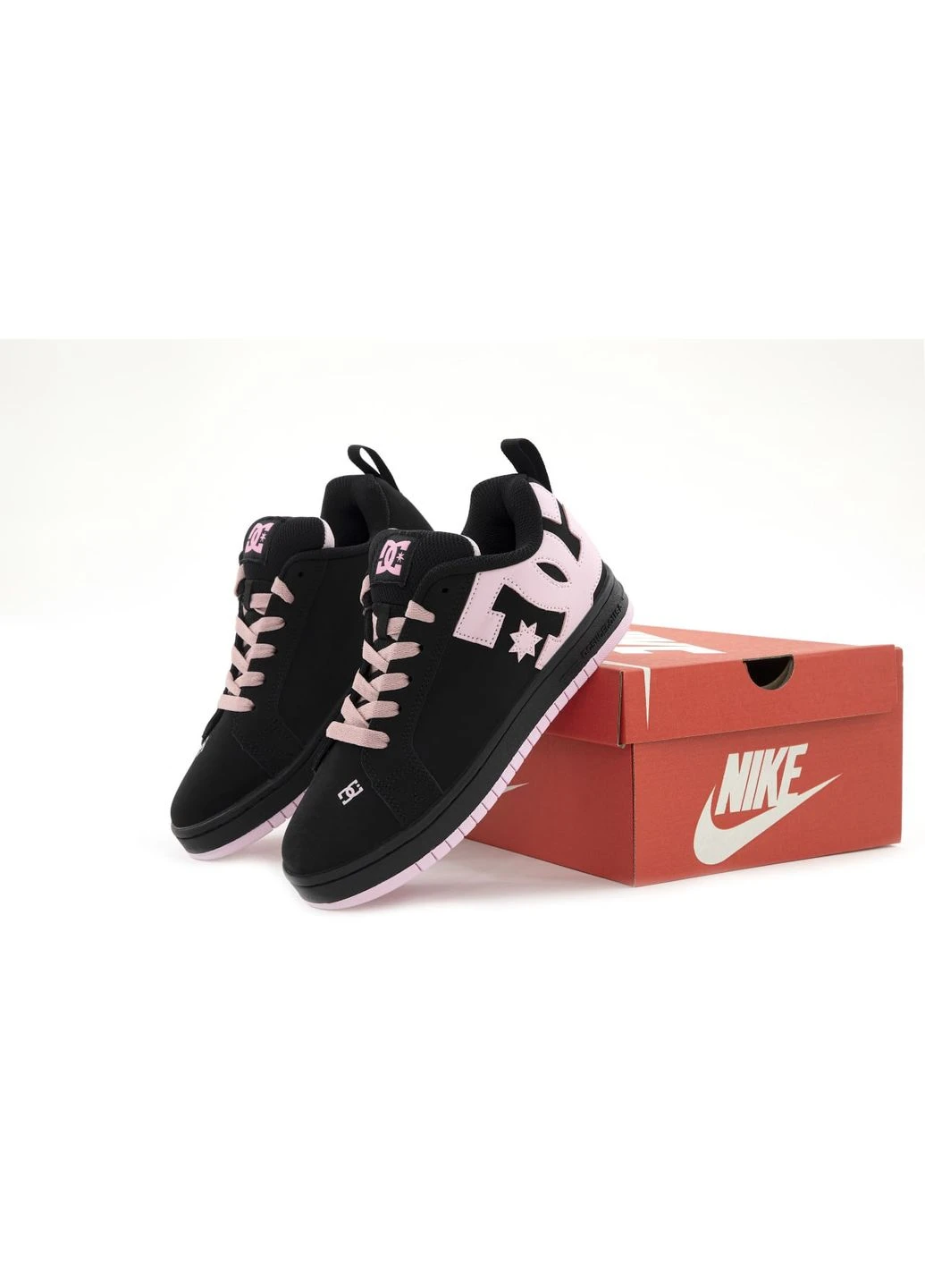 Комбіновані всесезонні кросівки court graffik black pink No Brand
