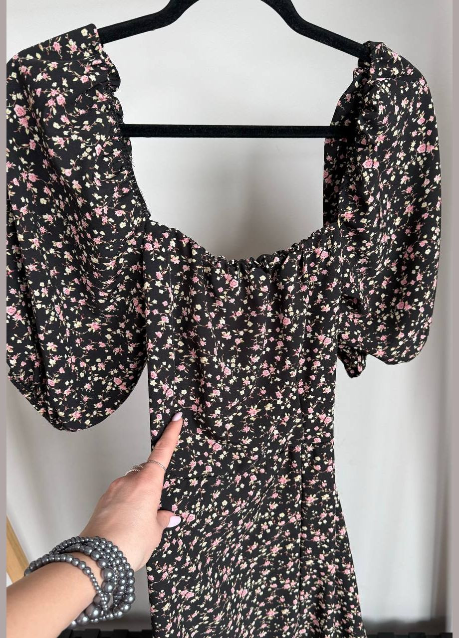 Чорна кежуал жіноча сукня FINO Mode з квітковим принтом