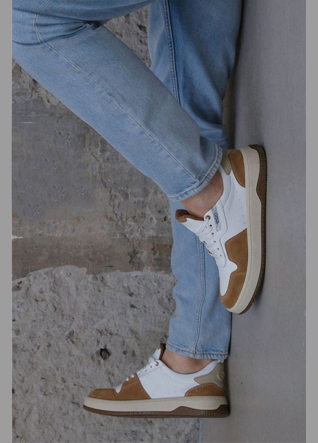 Коричневые кеды низкие, цвет коричневый Estro