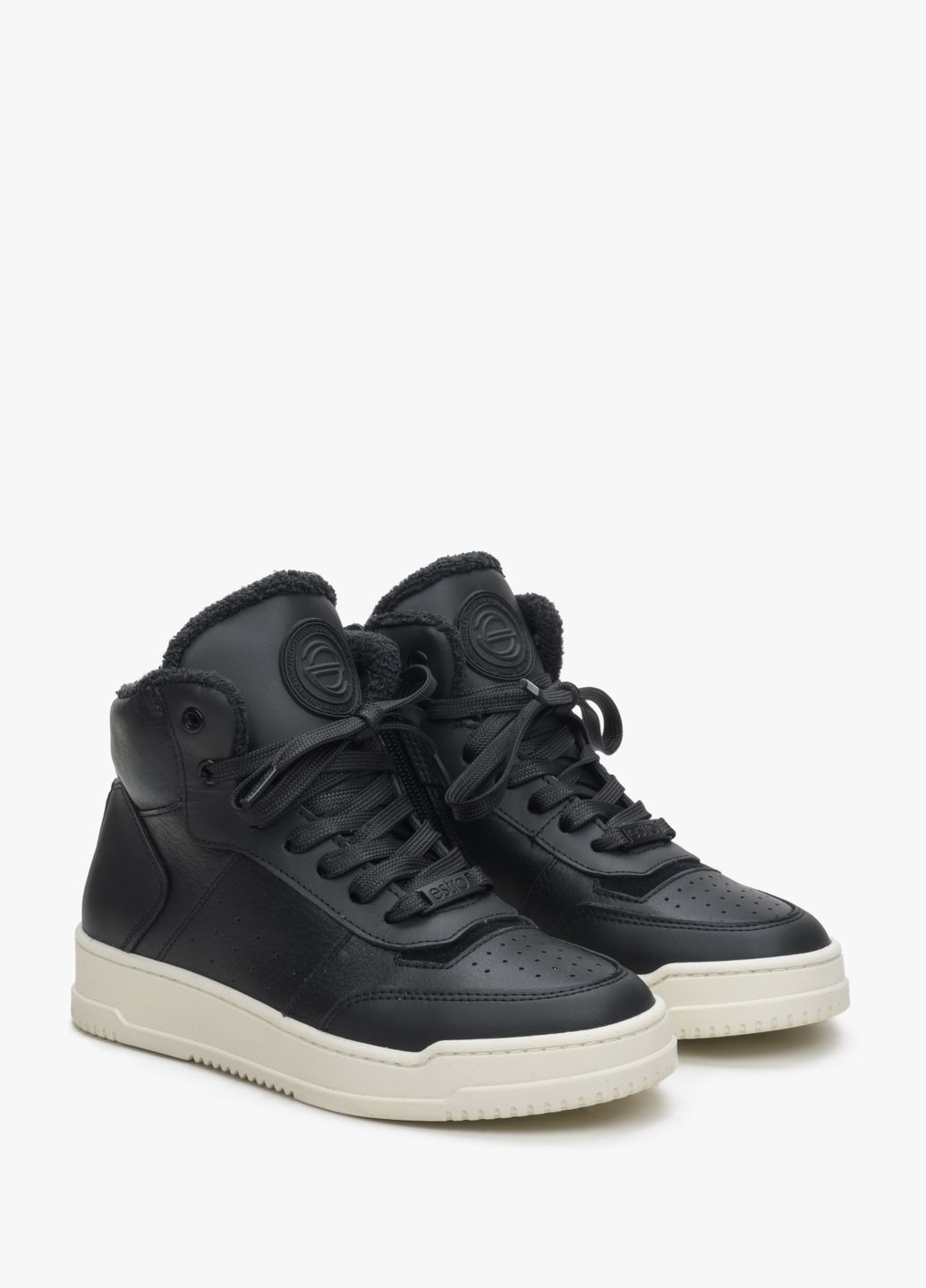 Черные осенние ботинки-спорт, цвет черный Estro