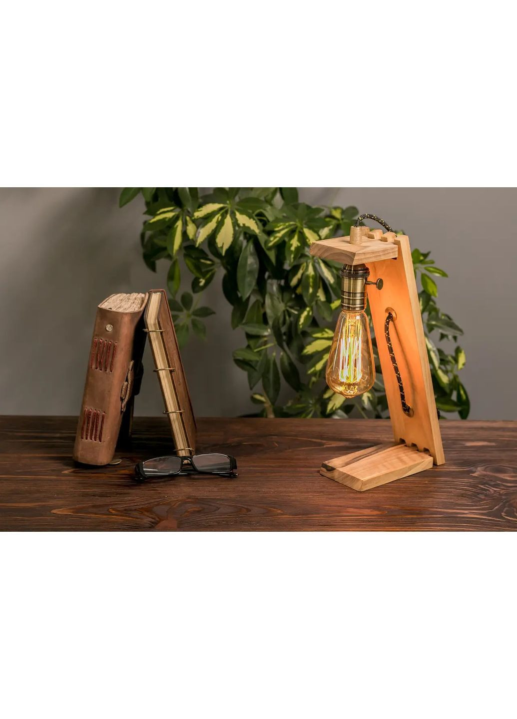Деревянная настольная ретро лампа с натуральным деревом в стиле лофт Handmade EW-16 (366666032)