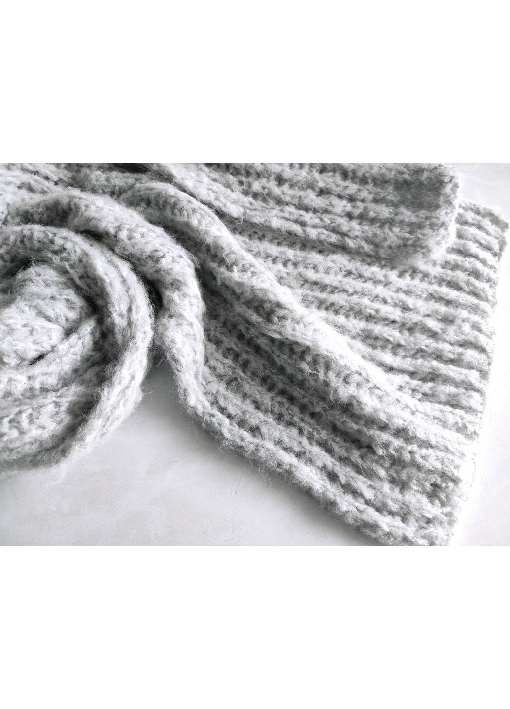 Вязаный зимний шарф ручной работы из мериноса серого цвета. No Brand (370438585)