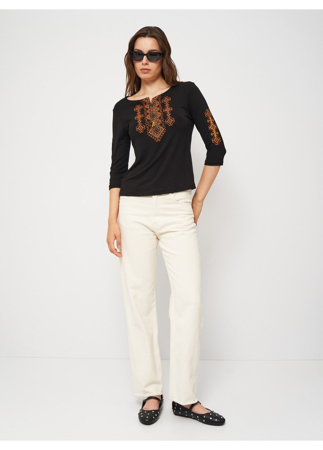 Чёрная женская вышитая футболка альтернатива 3/4 рукав, черная Lesia (346487839)