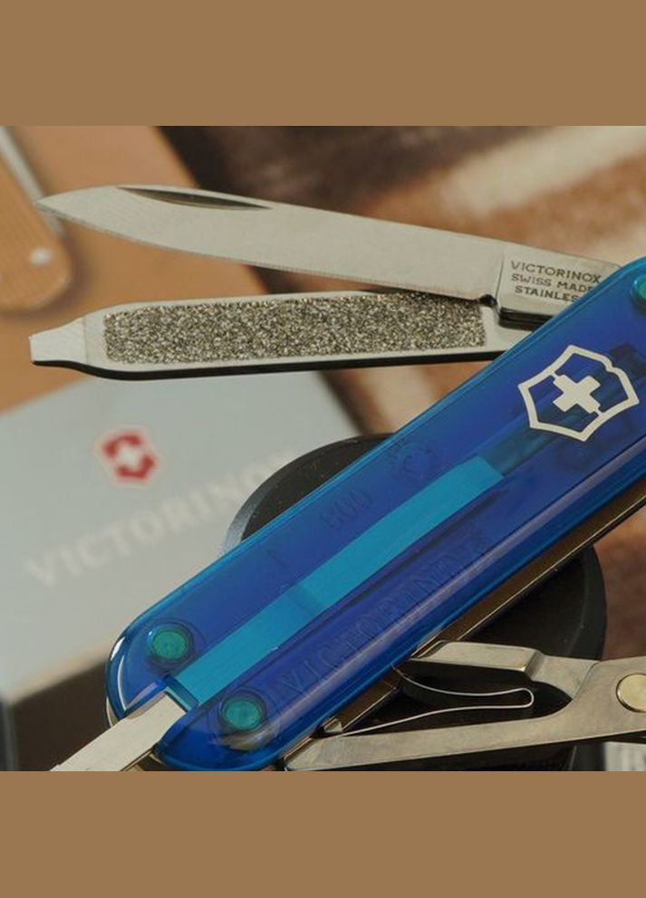 Складаний ніж Classic 5,8 см 0.6223.T2G Victorinox (317301449)