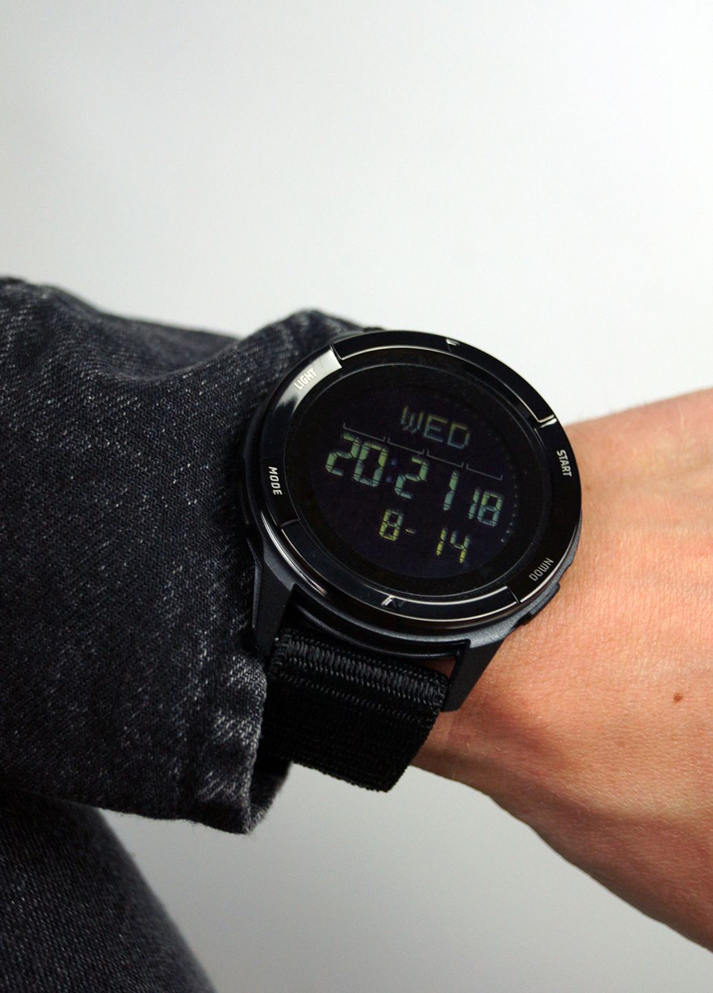 Чоловічий електронний годинник North Edge (302898030)