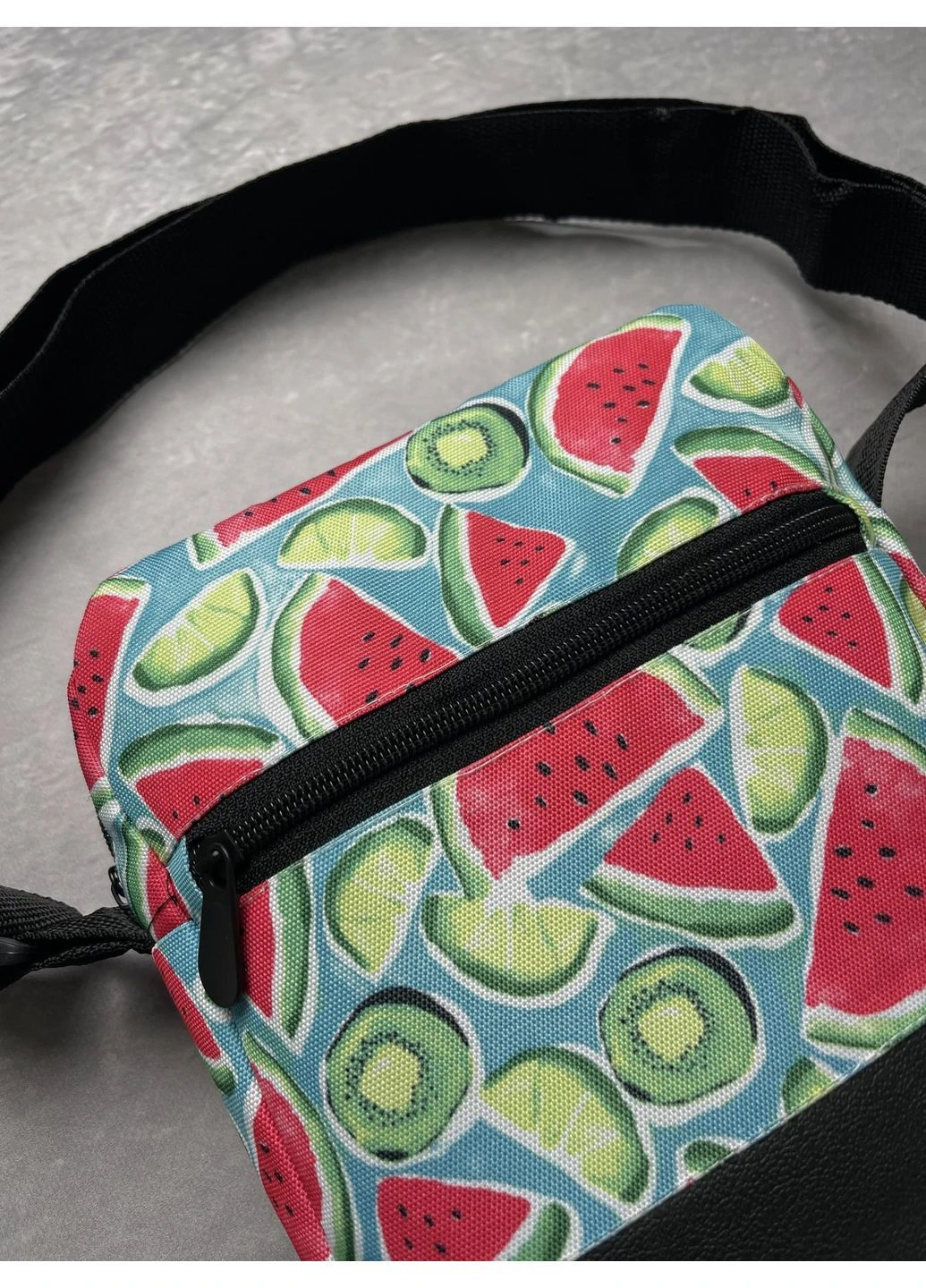 Мужской мессенджер через плечо Intruder Watermelon барсетка сумка для телефона документов и мелочей No Brand (402703316)