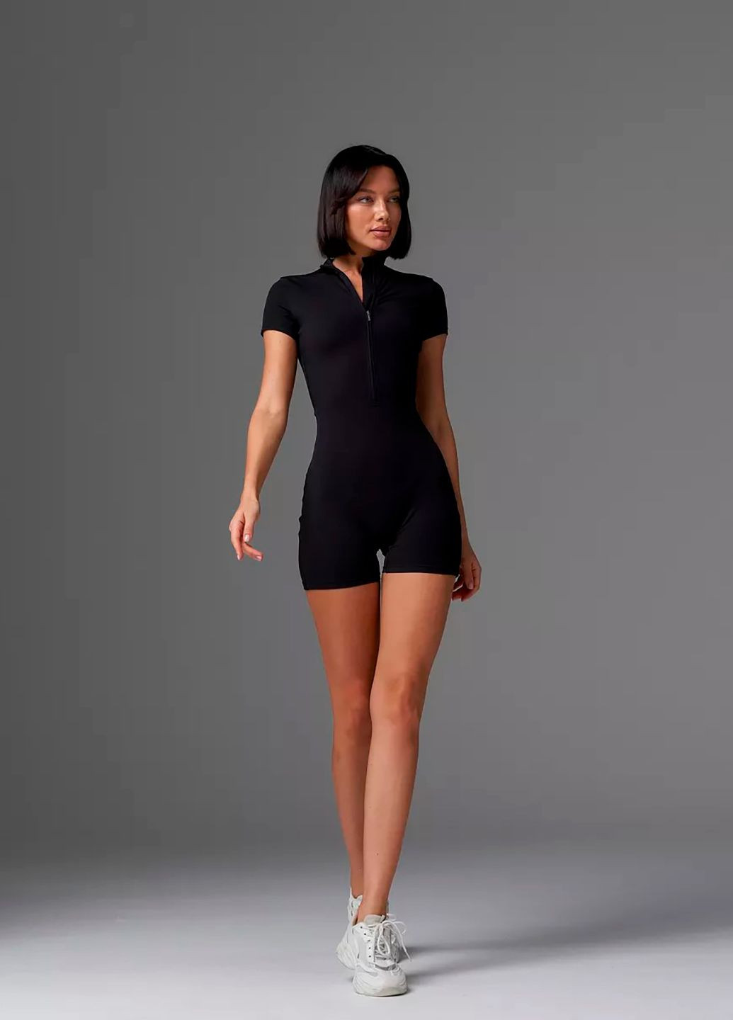 Комбинезон для занятий спортом, комбинезон-шорты однотонный спортивный, L Strunka комбинезон-шорты чёрный спортивный