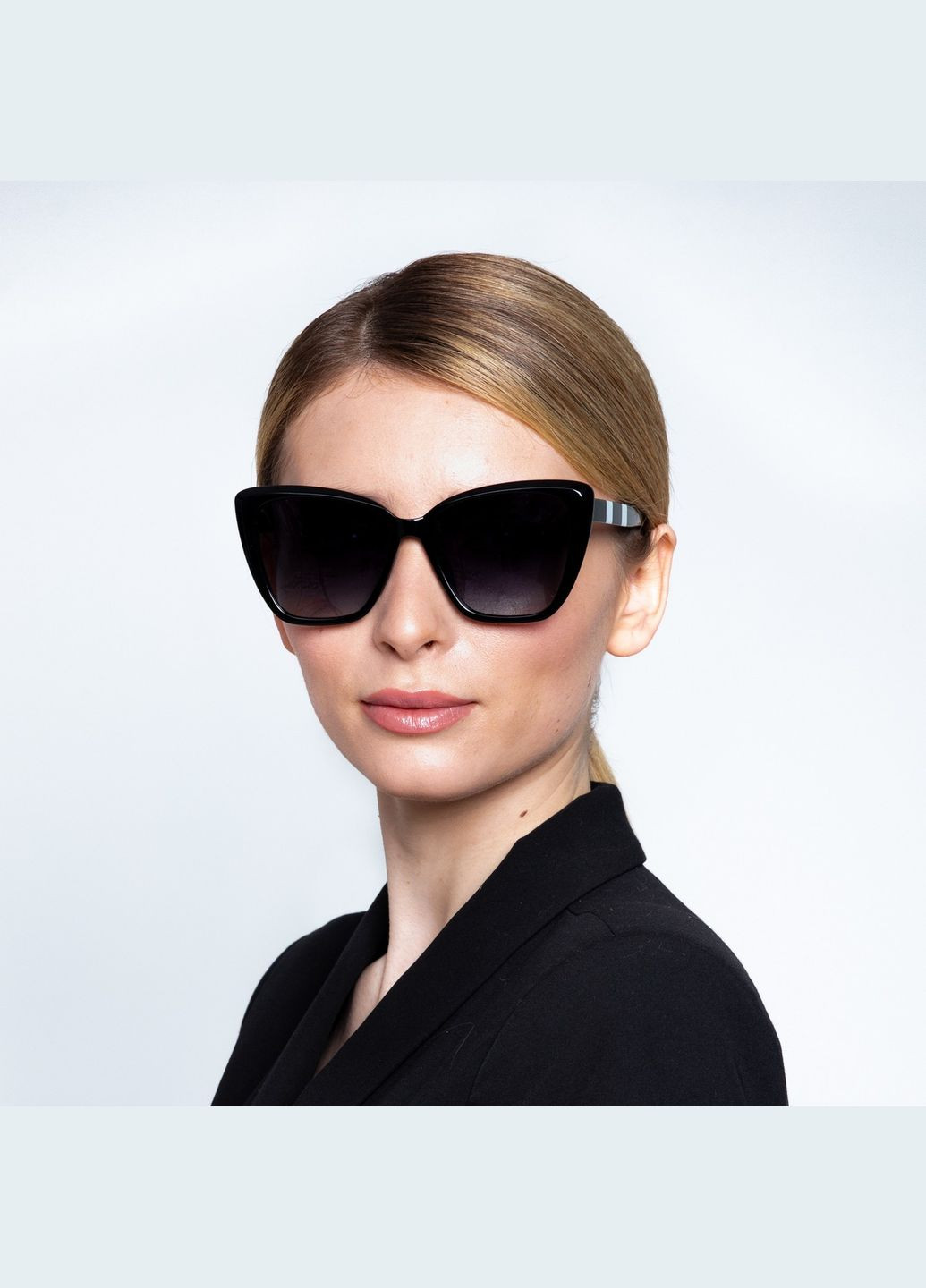 Сонцезахисні окуляри з поляризацією Фешн-класика жіночі LuckyLOOK 104-297 (289359840)