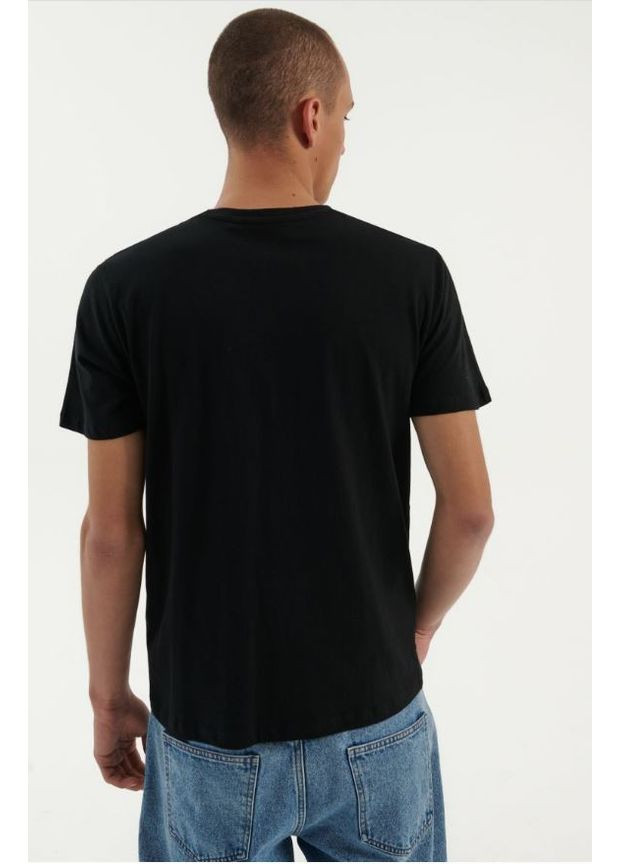 Чорна футболка House