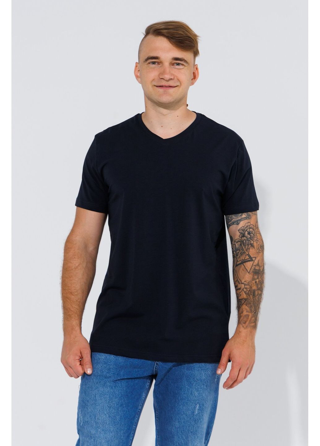 Темно-синяя футболка однотонная мужская cju2388 (2000989878957s) shop (2000989878957) CLUB JU