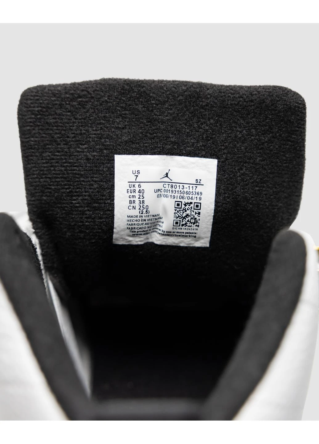 Белые летние кроссовки nike air jordan 12 retro taxi white/black найк аир джордан No Brand
