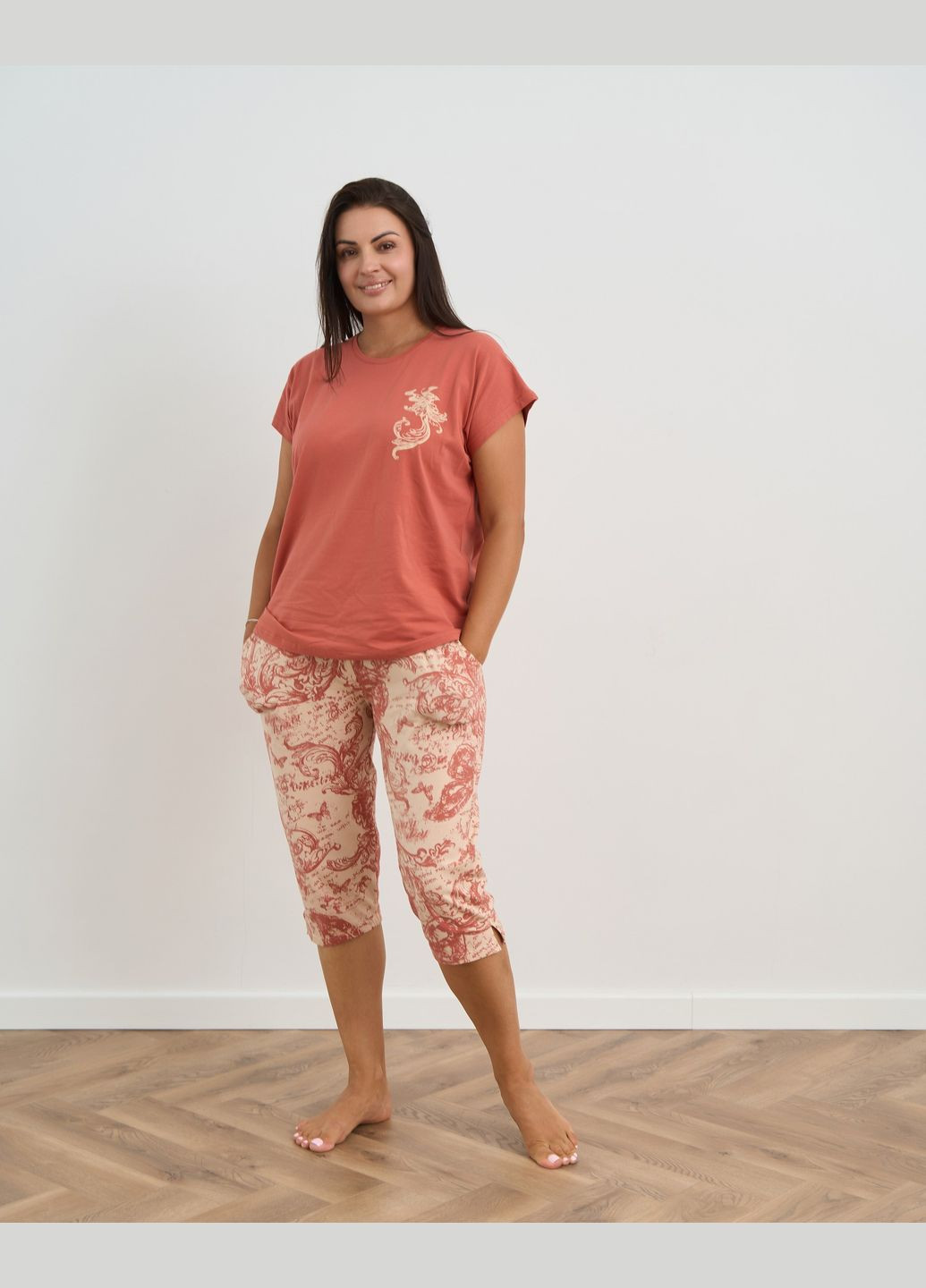 Терракотовая женский батальный комплект с капри Nicoletta