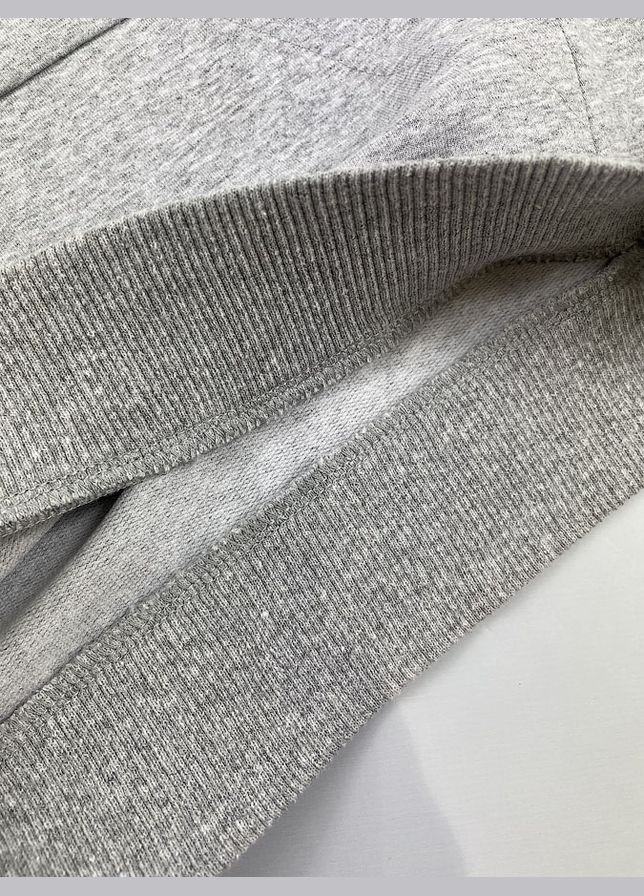 Серый демисезонный светр Mevis