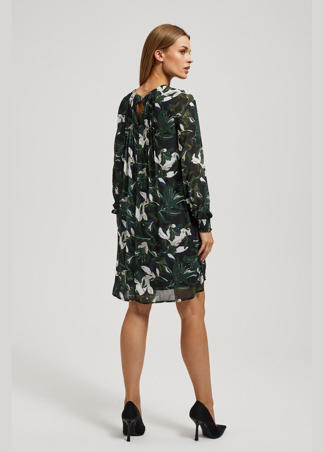 Зеленое платье Moodo